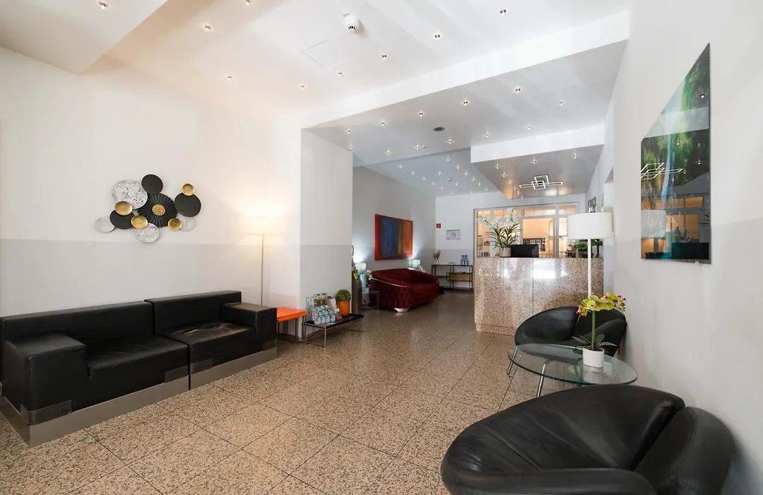 Hotel Topas An Der Messe - Frankfurt City-1
